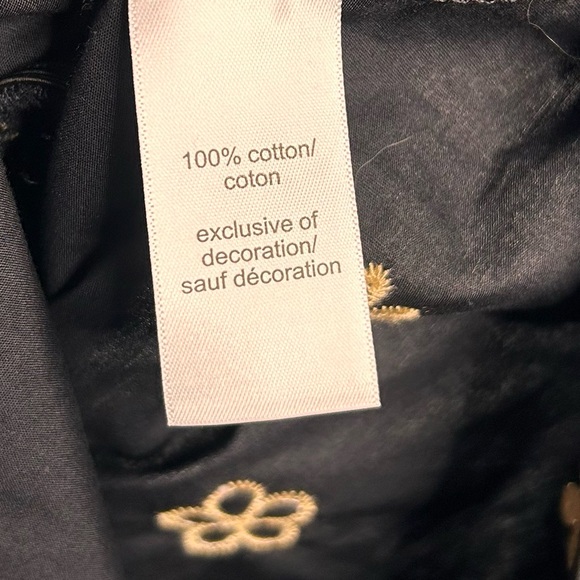 Edgely Plus Size Black Embroidered Floral Smocked Peplum Top Size 1X Square Neck - Picture 7 of 8